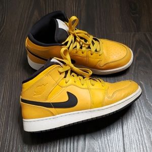 Jordan 1 University Gold
